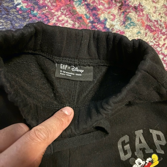 ⭐️5/$25 Black Mickey Mouse GAP Sweatpants - Picture 2 of 2